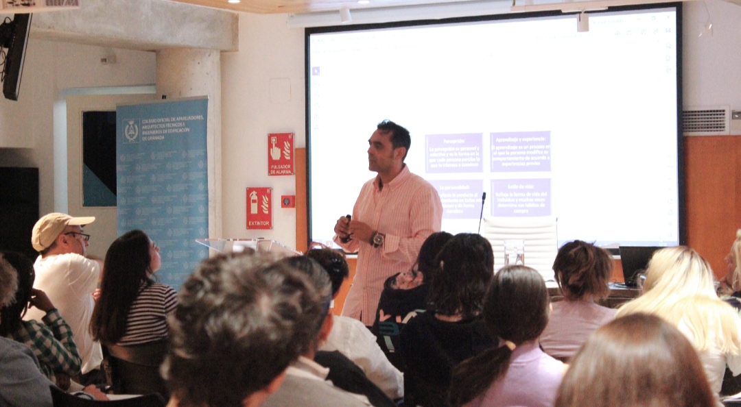 escuela-avantia-formacion-enriqueoviedo-granada-cursos (9)